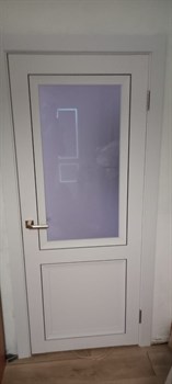 Межкомнатная дверь Деканто 1 Бархат белый в интерьере - фото 6221